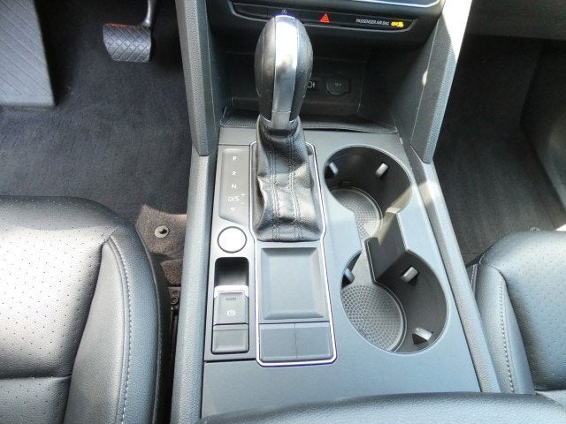 2019 Volkswagen Atlas 3.6L V6 SE with Technology