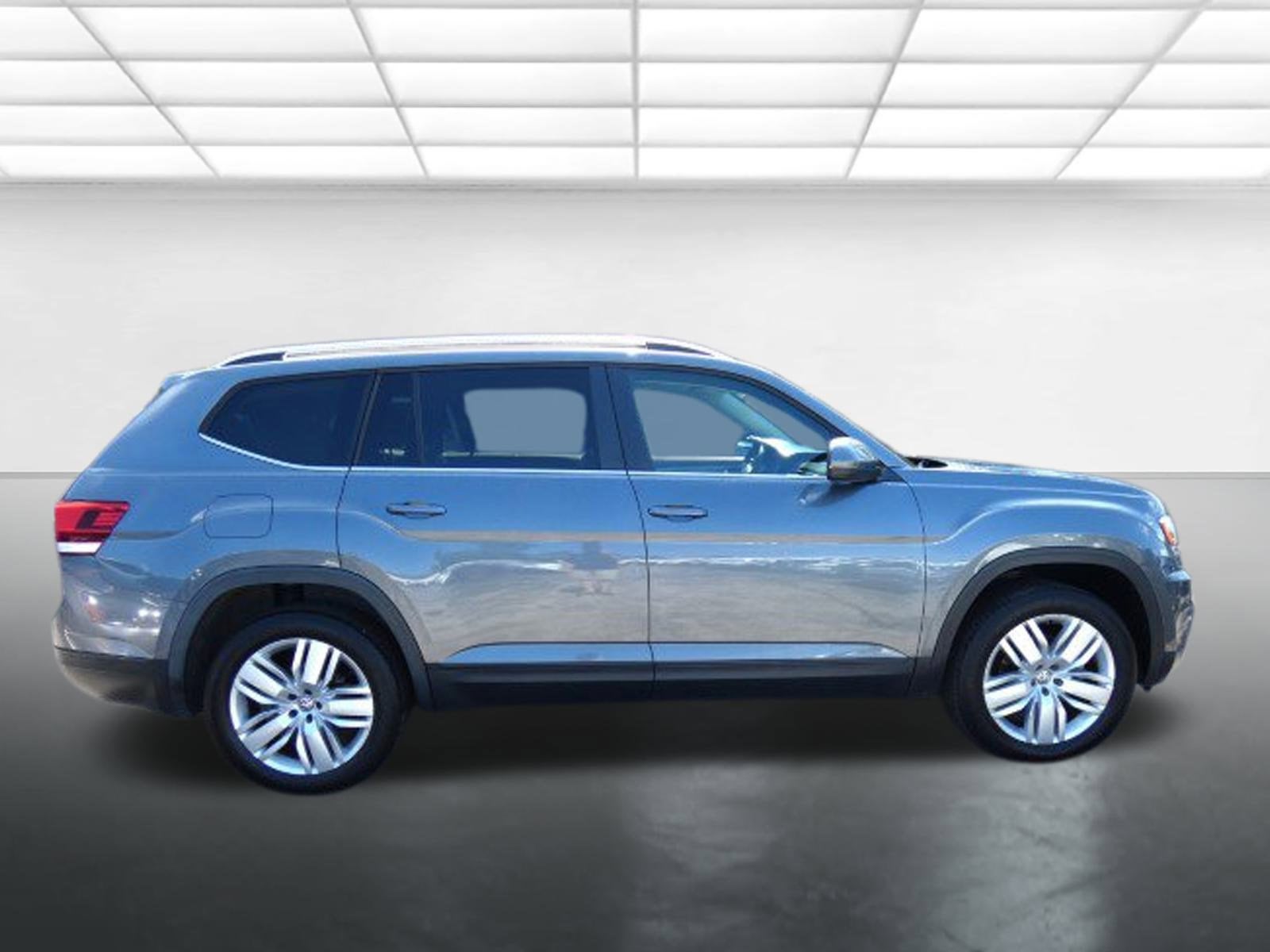 2019 Volkswagen Atlas 3.6L V6 SE with Technology