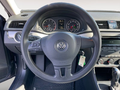 2013 Volkswagen Passat S