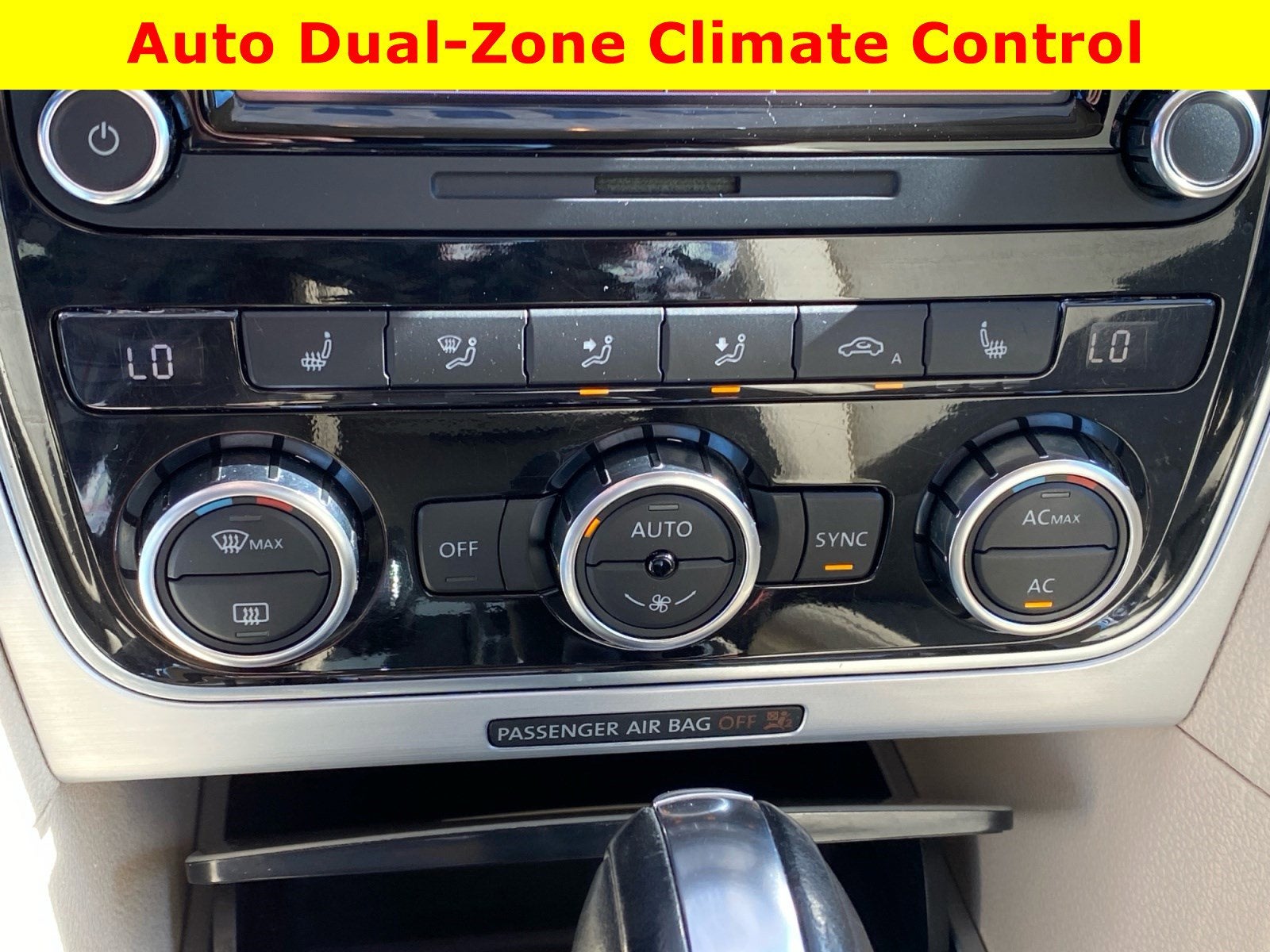 2012 Volkswagen Passat SE