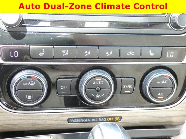 2016 Volkswagen Passat 1.8T SE