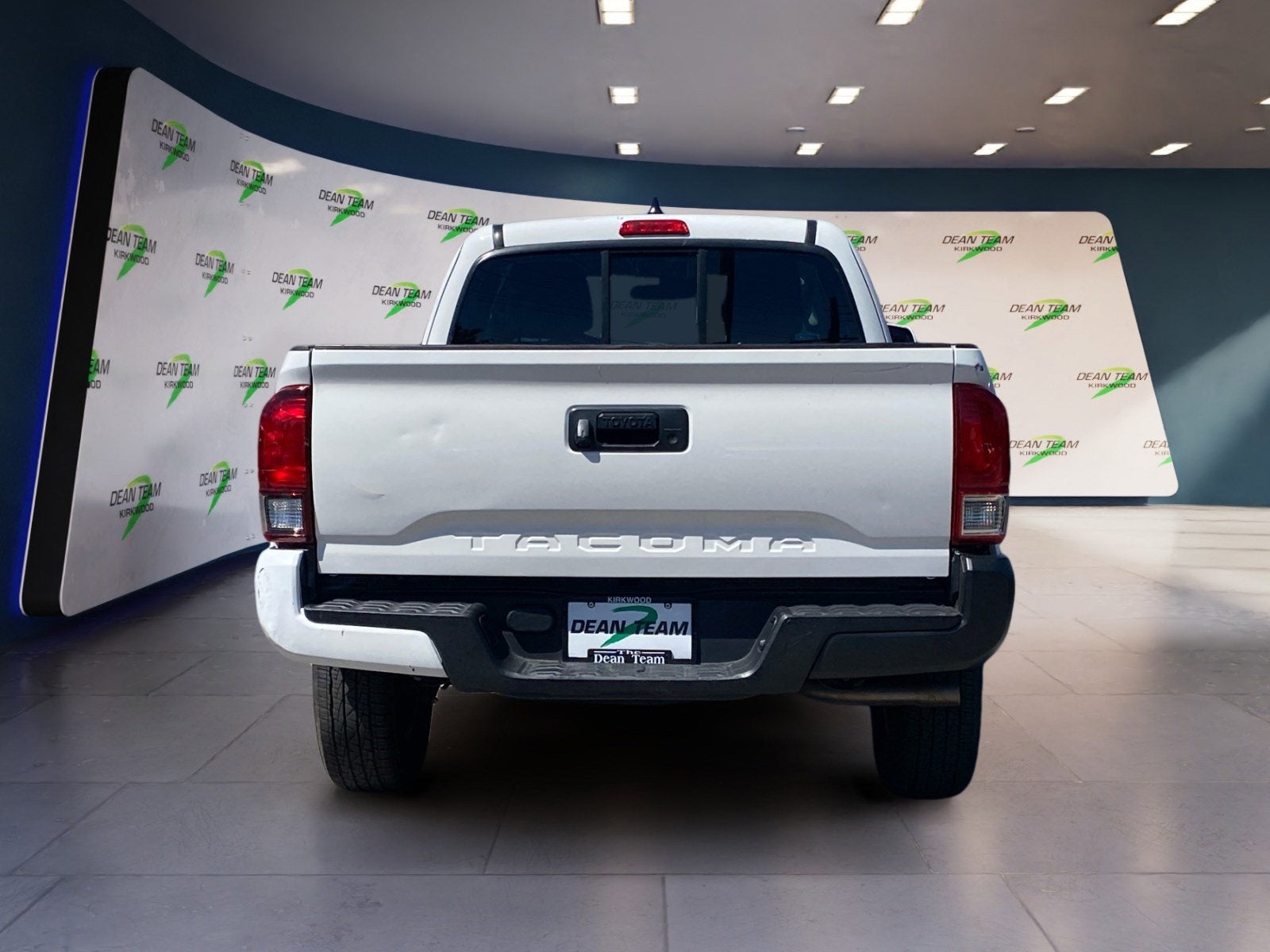 2022 Toyota Tacoma 2WD SR