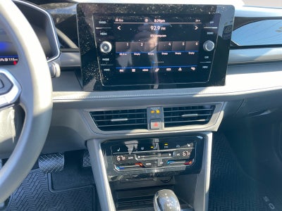 2026 Volkswagen Taos SE Black