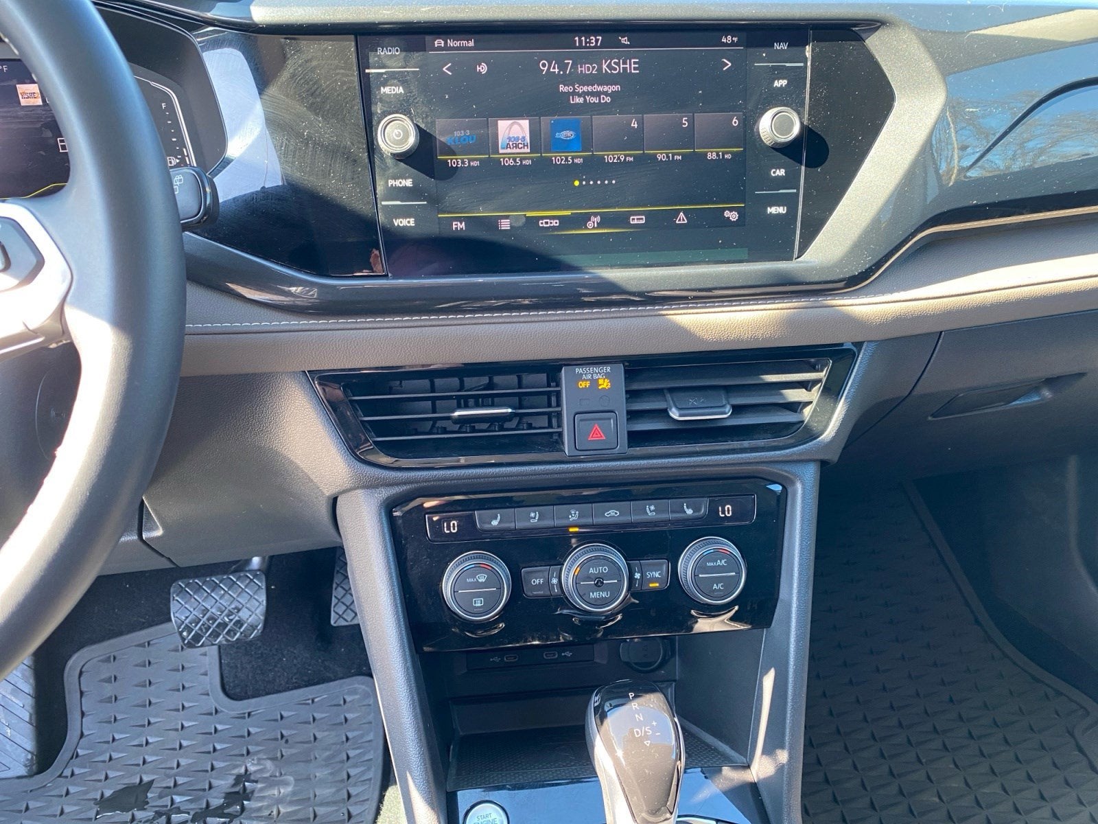 2022 Volkswagen Taos SEL