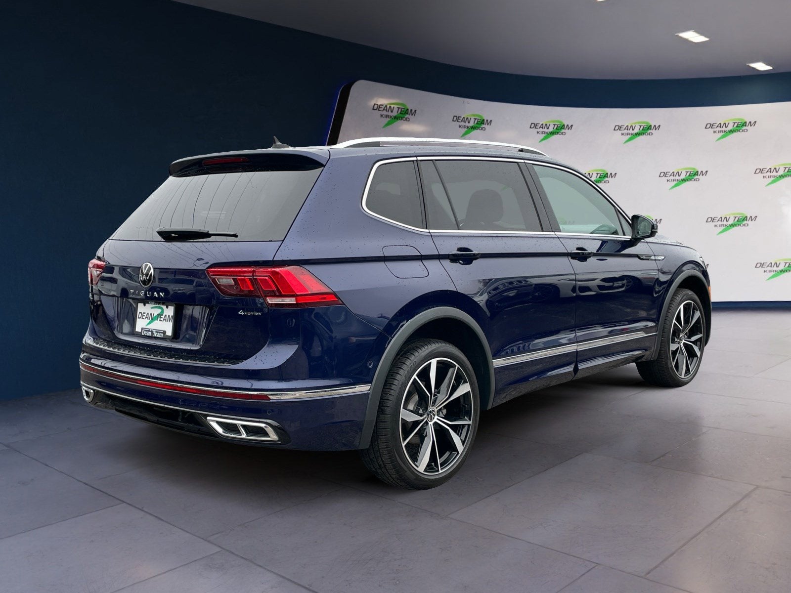 2024 Volkswagen Tiguan SEL R-Line