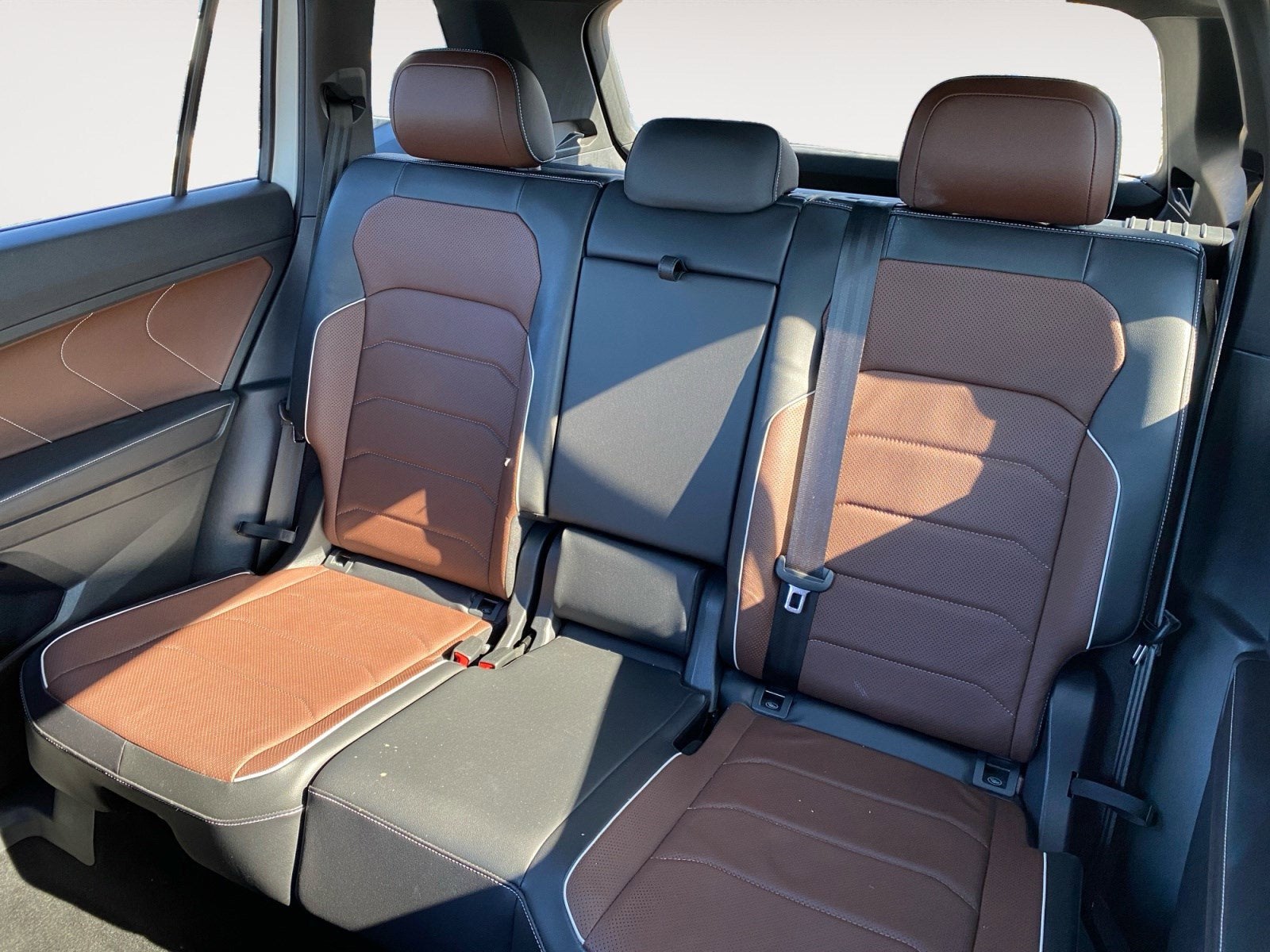 2022 Volkswagen Tiguan SEL R-Line