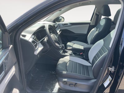 2025 Volkswagen Taos SEL