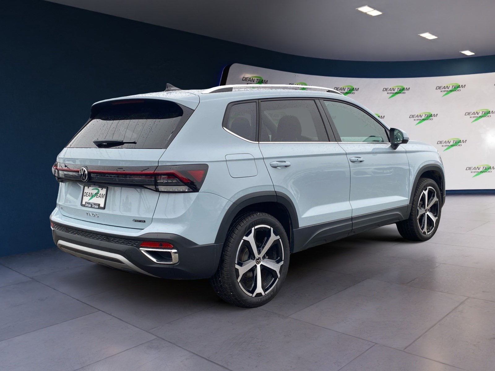 2025 Volkswagen Taos SEL