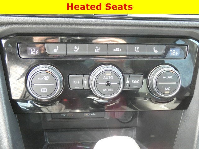 2024 Volkswagen Taos SEL