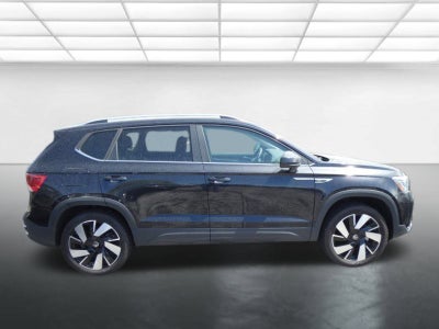 2024 Volkswagen Taos SEL