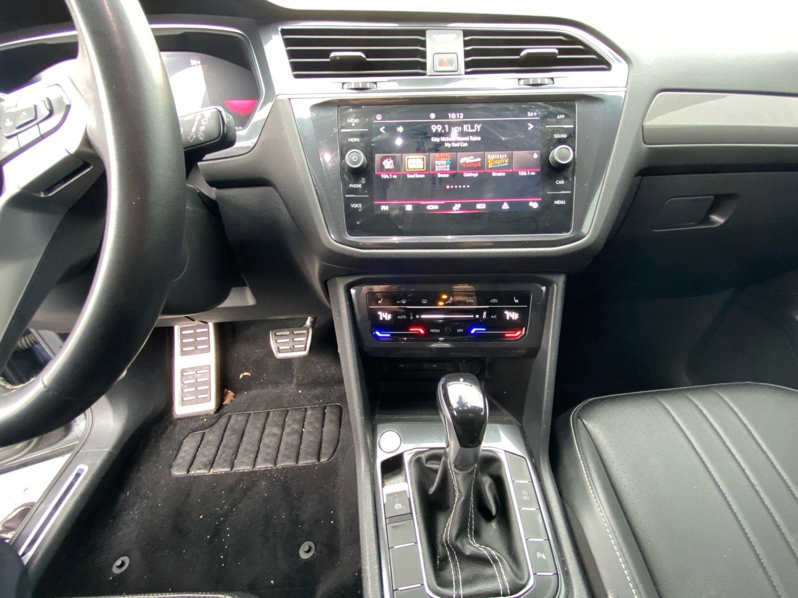 2023 Volkswagen Tiguan SE R-Line Black