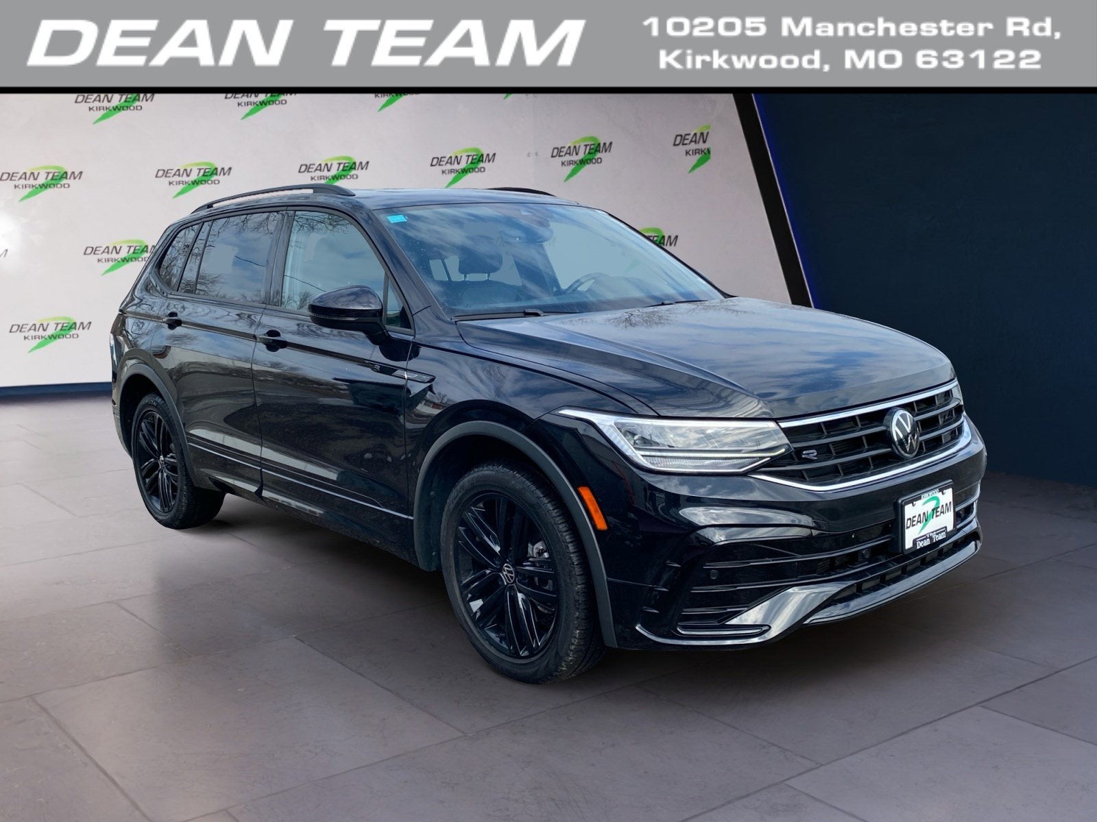 2022 Volkswagen Tiguan SE R-Line Black