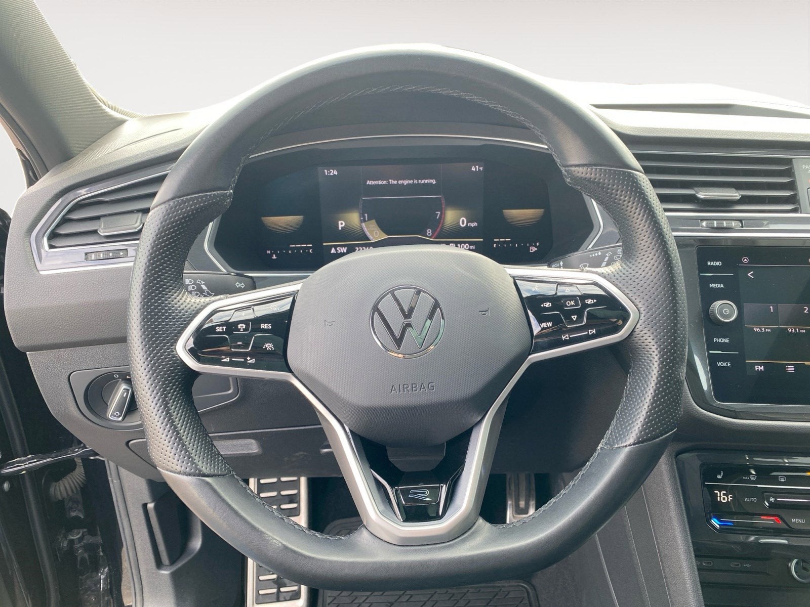 2022 Volkswagen Tiguan SE R-Line Black