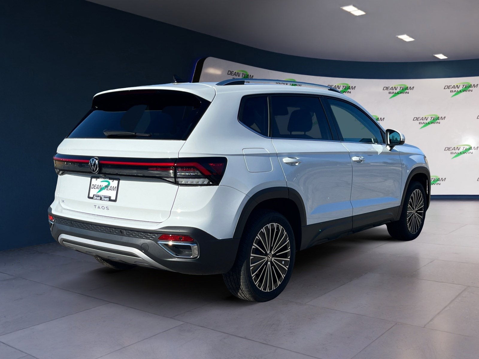 2025 Volkswagen Taos SE