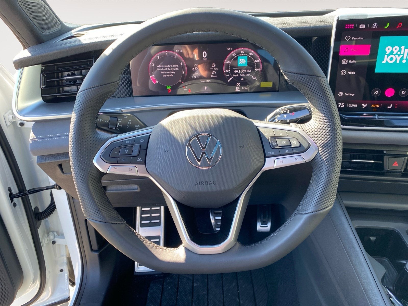 2026 Volkswagen Tiguan SE R-Line Black