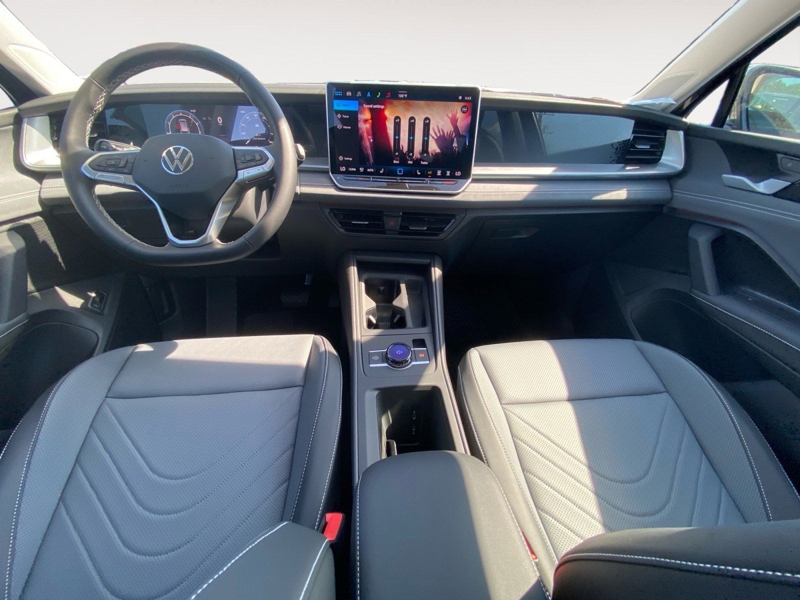 2025 Volkswagen Tiguan SE