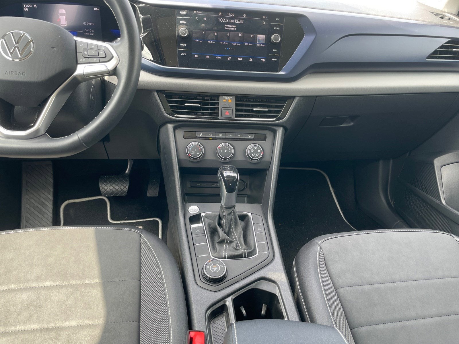 2022 Volkswagen Taos SE