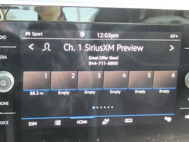 2025 Volkswagen Taos SE