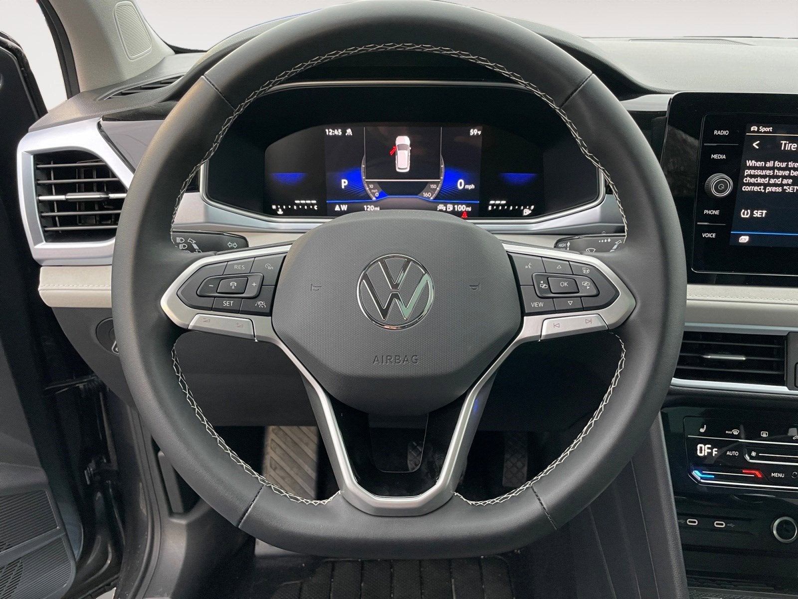 2026 Volkswagen Taos SE