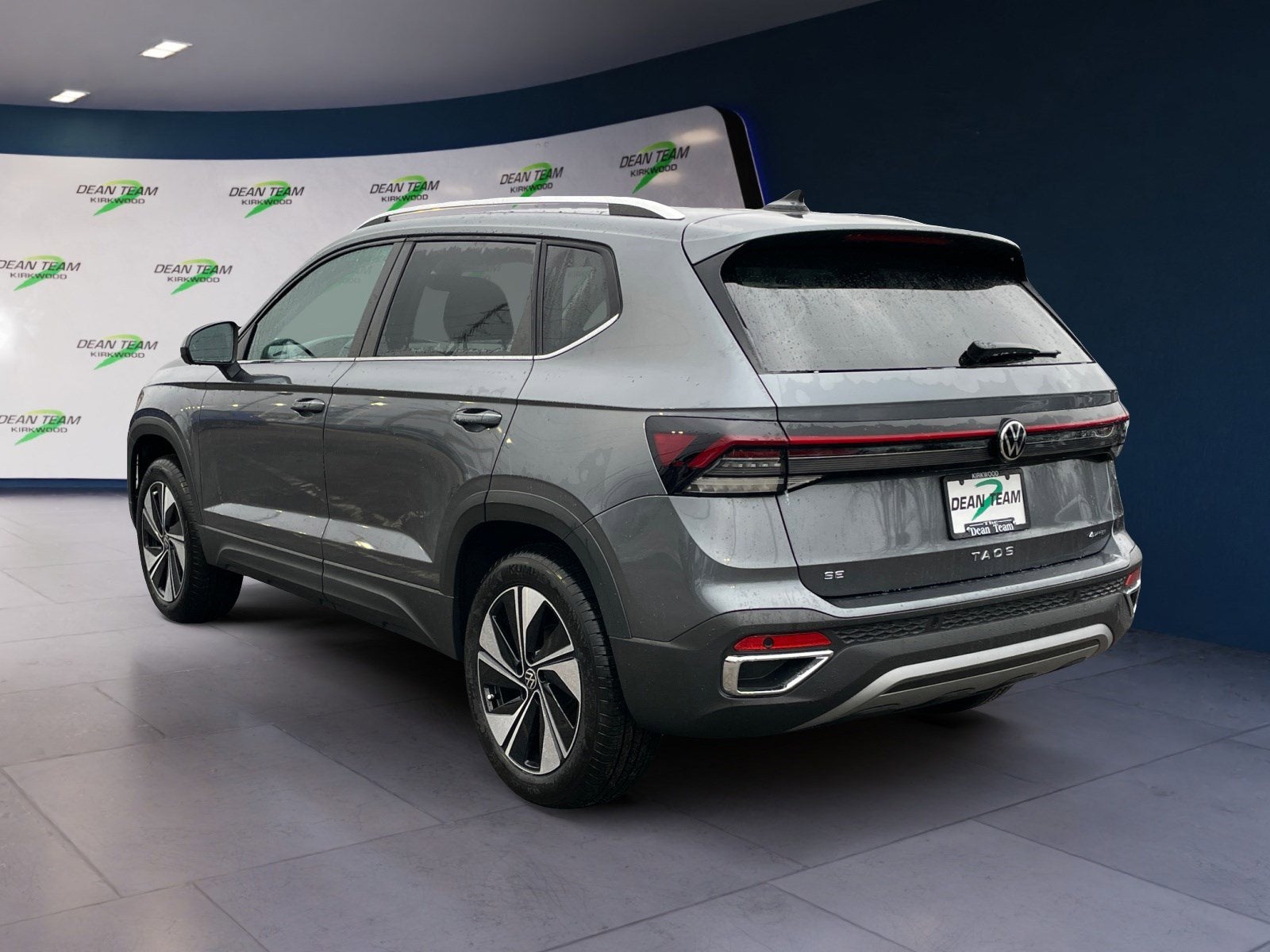 2026 Volkswagen Taos SE