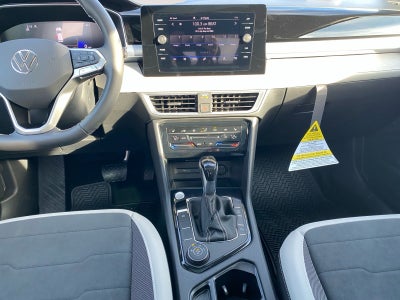 2026 Volkswagen Taos SE