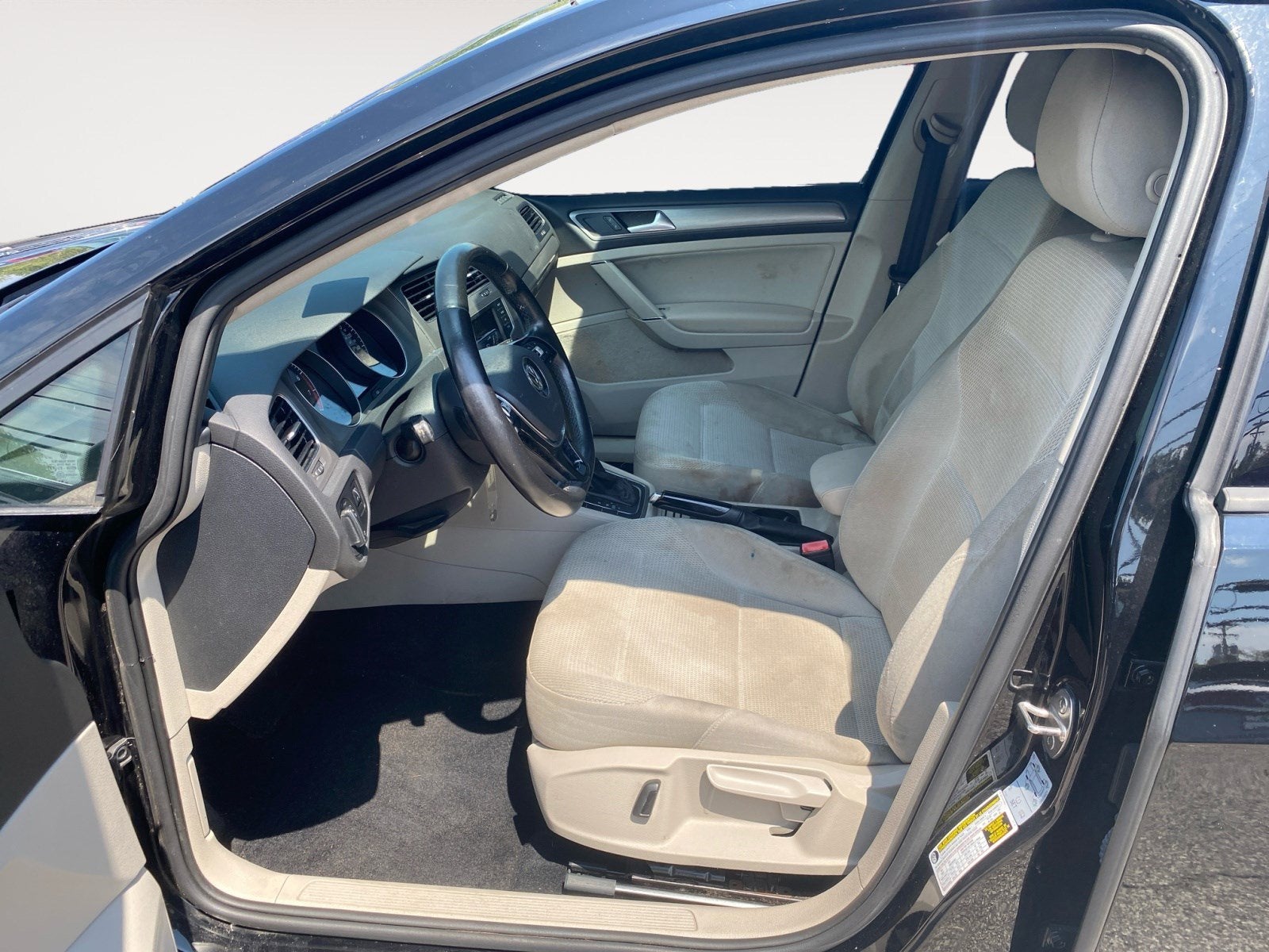 2017 Volkswagen Golf S