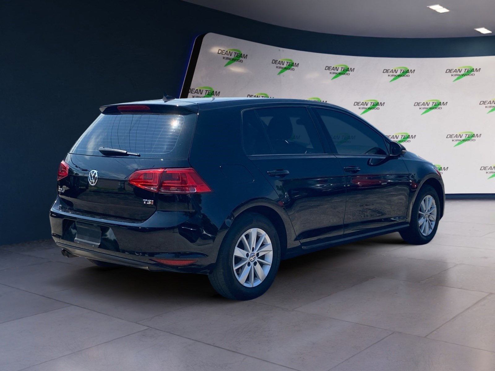 2017 Volkswagen Golf S