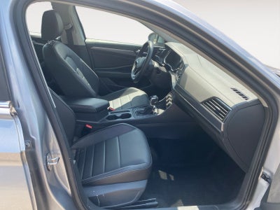 2022 Volkswagen Jetta SE