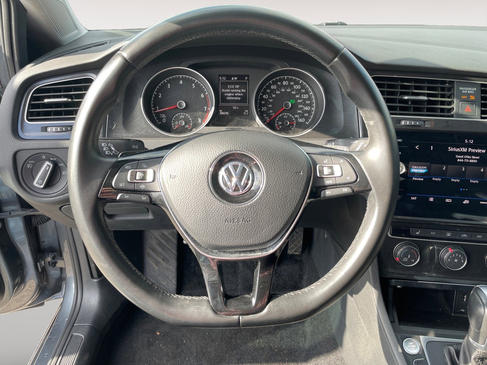 2019 Volkswagen Golf SE
