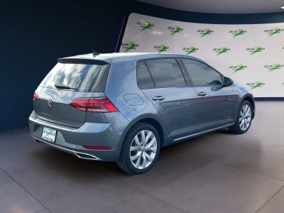 2019 Volkswagen Golf SE