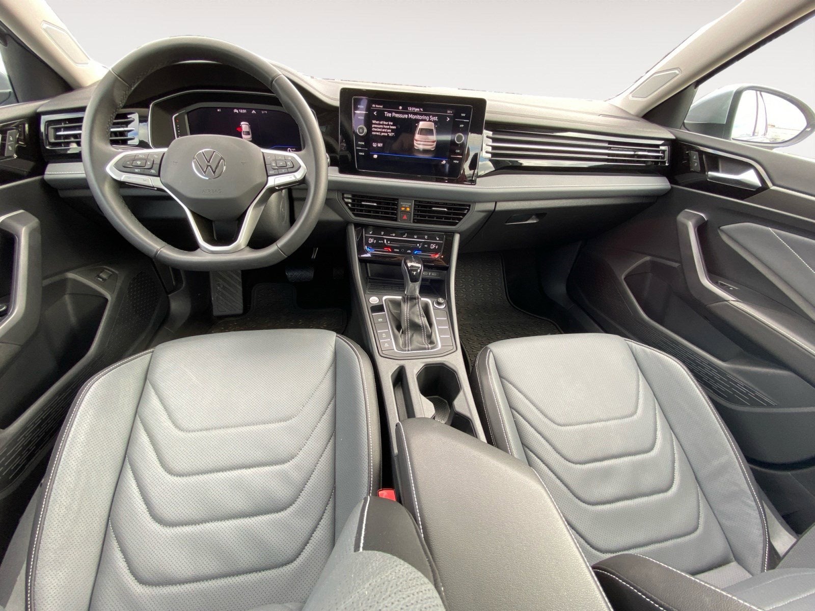 2025 Volkswagen Jetta SEL