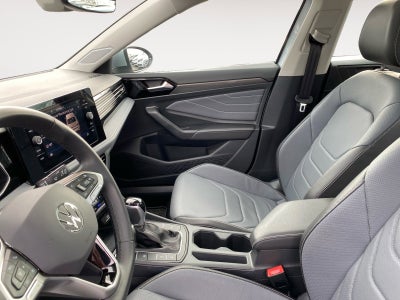 2025 Volkswagen Jetta SEL