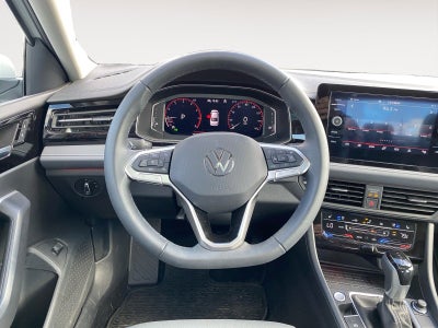 2025 Volkswagen Jetta SEL