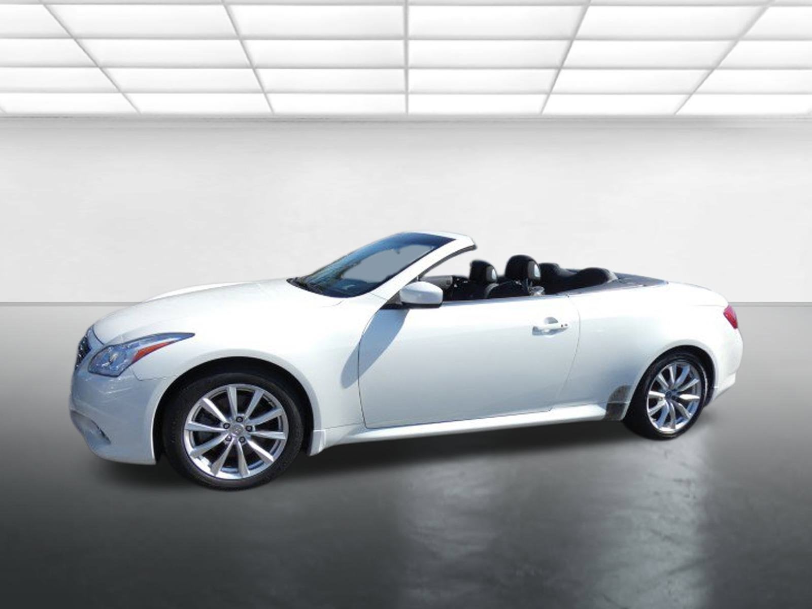 2012 INFINITI G37 Convertible 2dr