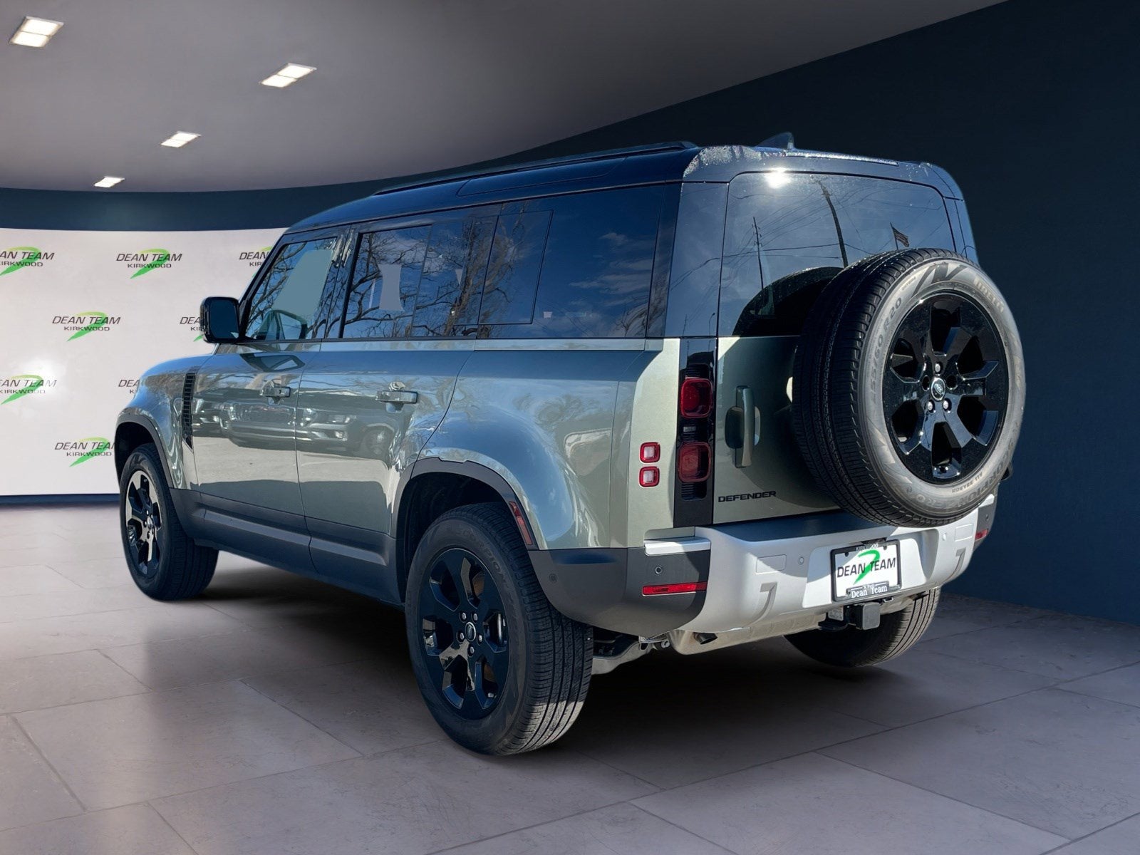 2025 Land Rover Defender S