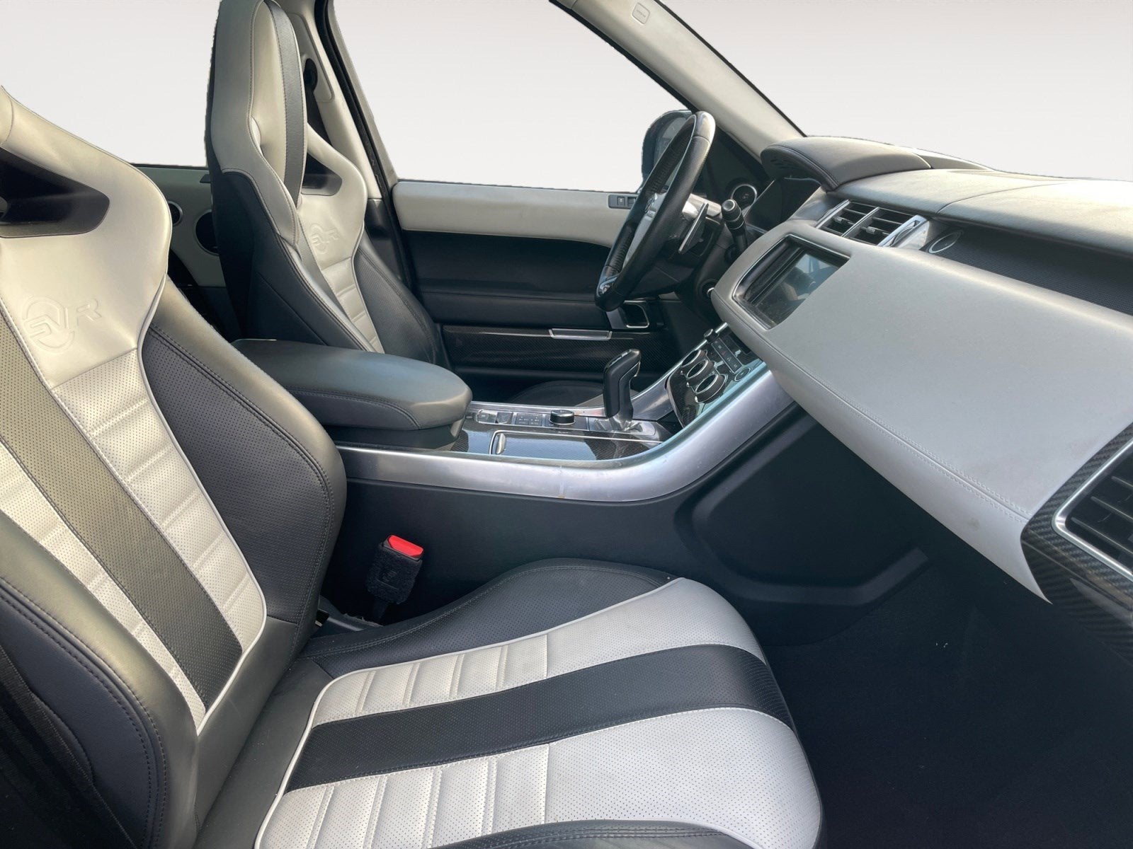 2016 Land Rover Range Rover Sport V8 SVR