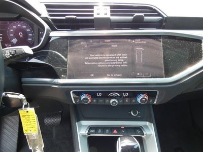 2022 Audi Q3 S line Premium