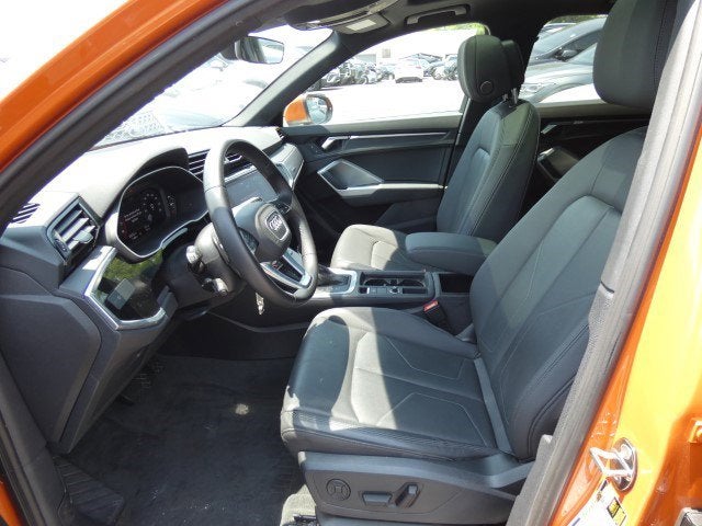 2022 Audi Q3 S line Premium