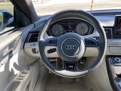 2018 Audi S8 plus 4dr