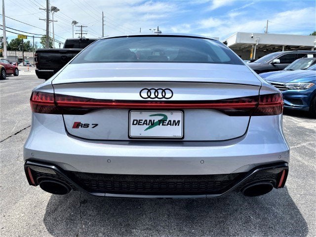 2021 Audi RS 7 4dr