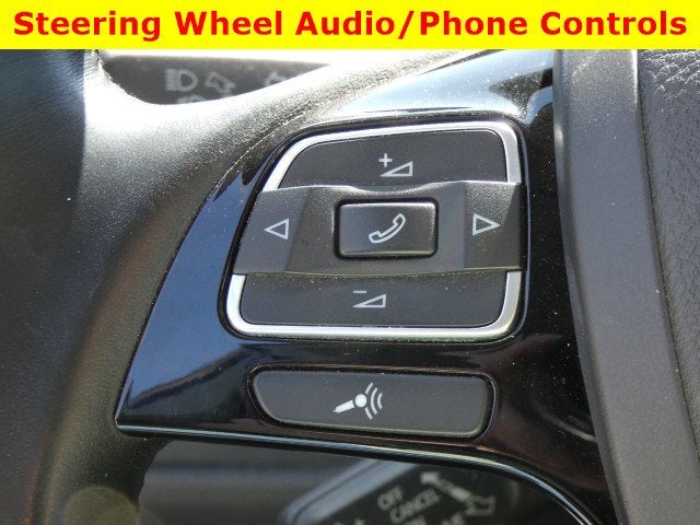 2012 Volkswagen Touareg Lux