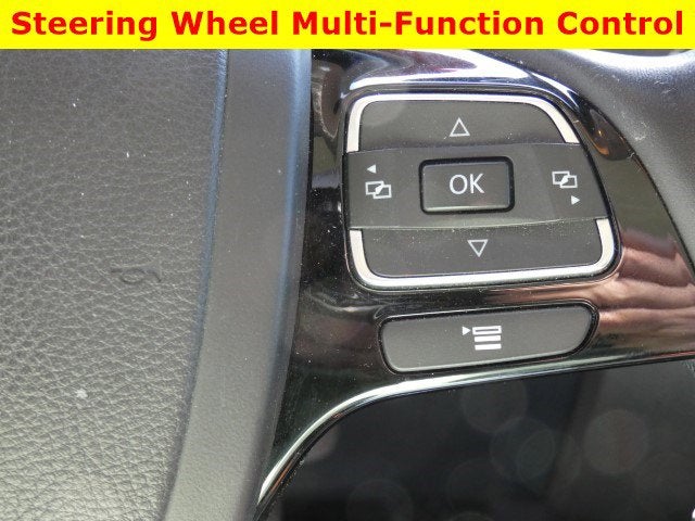 2012 Volkswagen Touareg Lux