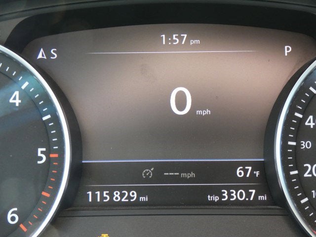 2012 Volkswagen Touareg Lux