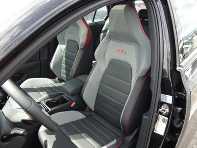 2025 Volkswagen Golf GTI SE