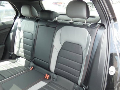 2025 Volkswagen Golf GTI SE