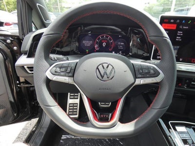 2025 Volkswagen Golf GTI SE