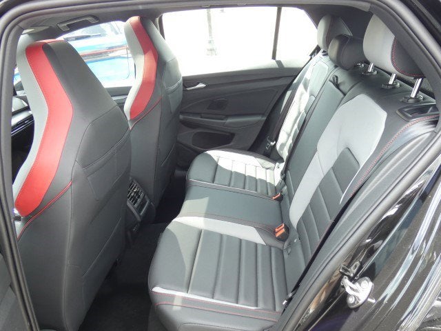 2025 Volkswagen Golf GTI SE