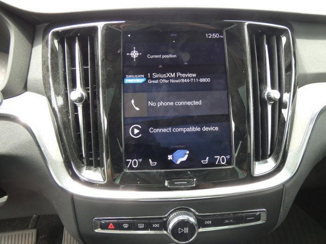 2022 Volvo V60 Cross Country T5