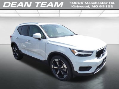 2020 Volvo XC40 Momentum