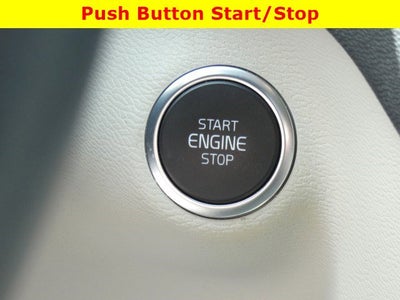 2020 Volvo XC40 Momentum